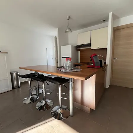 Jardin A Deux Pas De La Classe 3 Etoiles * Poggio Mezzana