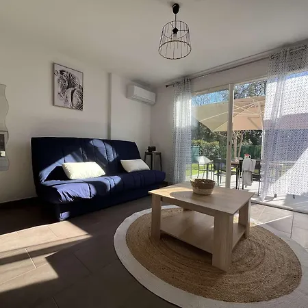 Apartment T2 Climatise Avec Jardin Proche