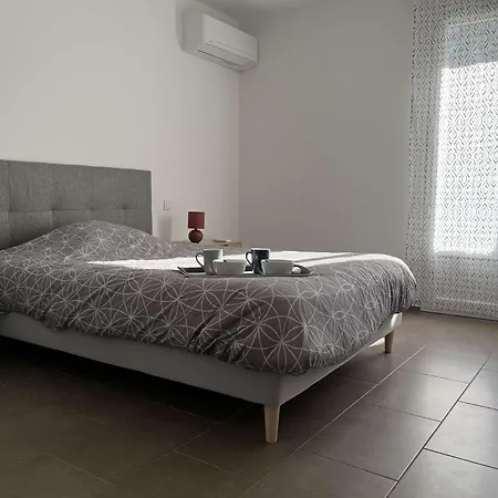 Jardin A Deux Pas De La Classe 3 Etoiles *