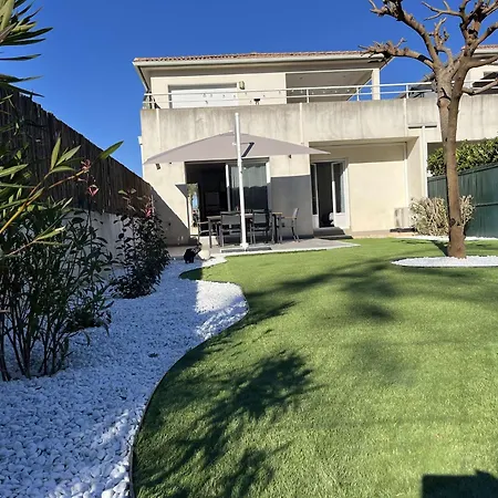 Jardin A Deux Pas De La Classe 3 Etoiles * Poggio Mezzana