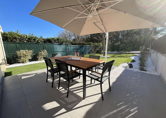 Jardin A Deux Pas De La Classe 3 Etoiles *