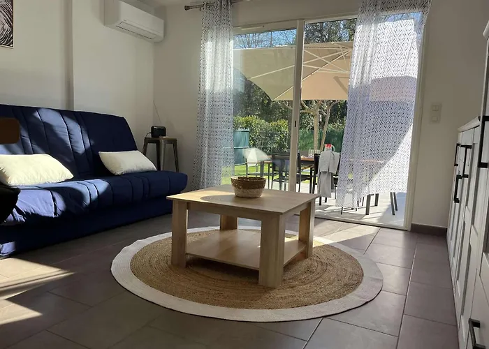 Appartement Jardin A Deux Pas De La Classe 3 Etoiles