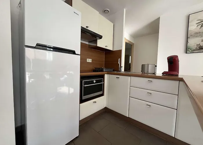 Jardin A Deux Pas De La Classe 3 Etoiles Apartman Poggio-Mezzana