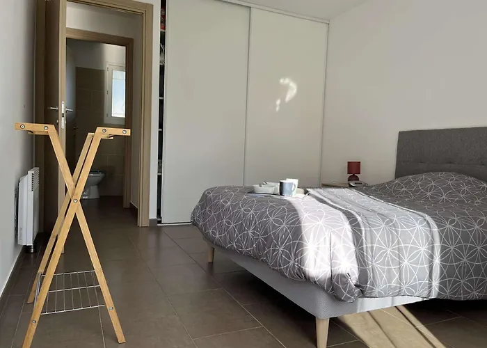 Appartement Jardin A Deux Pas De La Classe 3 Etoiles